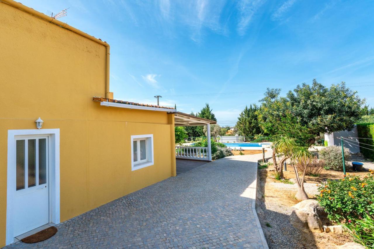 Holiday's Paradise Villa *